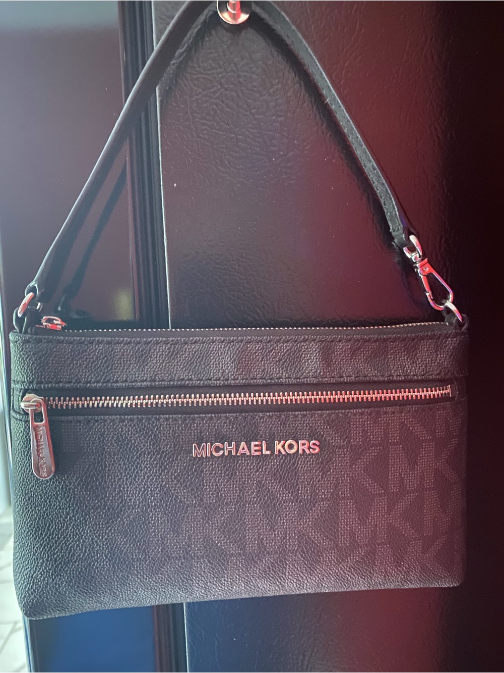 Michael Kors NWOT Black SIGNATURE Logo-Wristlet with Gold Hardware